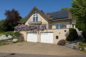 casa unifamiliare in vendita a Staufenberg-Gottinga, Germania