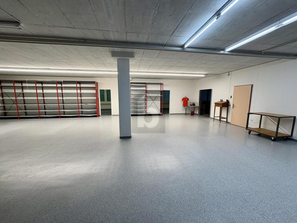 Hall for rent in Niederurnen, Switzerland