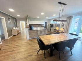 μονοκατοικία προς πώληση στο Wapelfeld-Rendsburg-Eckernförde, Γερμανία