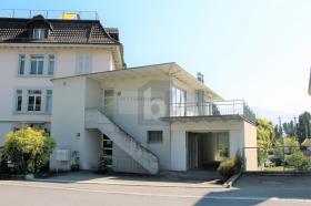 Penthouse kiadó a  oldalon. Meggen, Svájc