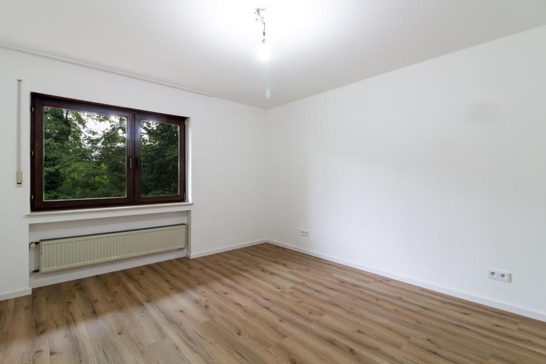 Souterrain apartment for rent in Pellingen, Germany