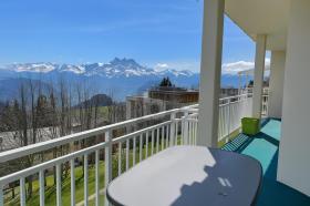 Gulv Leilighet  til salgs i Leysin, Sveits