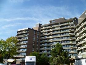 Apartamento sótão à venda em Köln-Westhoven, Alemanha