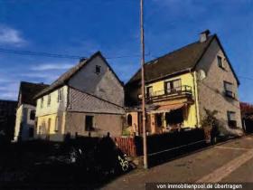 1 - Flerfamiliehus Foreclosures i Lahr-Mayen-Koblenz, Tyskland