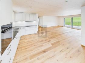 Zolder flat te huur in Schärlig, Zwitserland