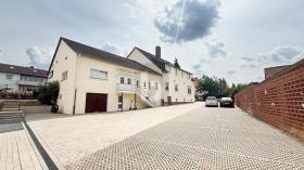 Living & Firm, business-house for sale in Barsinghausen-Hanover Region, Germany