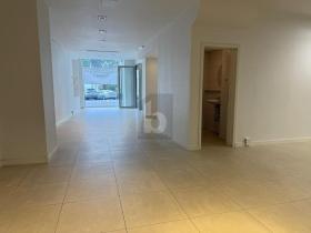 Office block for rent in Montreux, Switzerland