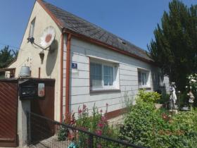 Casa bifamiliare Pignoramenti a Probstdorf-Katastralgemeinde Schönau an der Donau, Austria