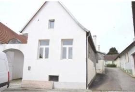 Einfamilienhaus Zwangsversteigerungen in Pfaffstetten-Katastralgemeinde Pfaffstetten, Österreich