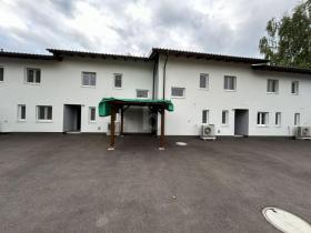 Terraced Middle houses for sale in Mauerkirchen, Austria