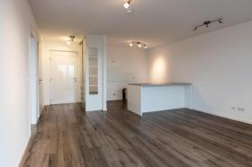 Wohnzimmer - Top floor apartment  for sale in Trier-Mariahof, Germany
