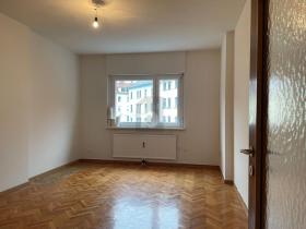 Lapos eladó a  oldalon. Graz-Eggenberg, Ausztria