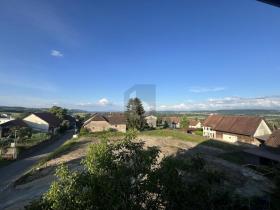 Apartman na potkrovlju za najam u Les Friques, Švicarska