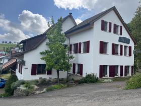 Wohn-/ Geschäftshaus zu verkaufen in Nusshof, Schweiz