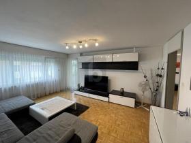 Floor Apartment for rent in Flawil, Switzerland