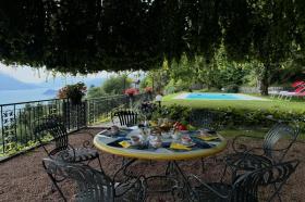 Ferienhaus zu vermieten in Plesio, Italien