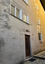 Byhus til salgs i Capriasca, Sveits