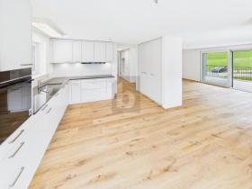 Floor Apartment for rent in Schärlig, Switzerland