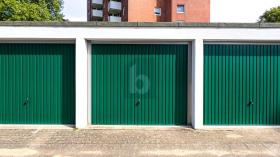 Parking Garage en vente à Neumünster, Allemagne