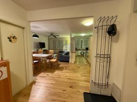 Floor Apartment for rent in Vienna-Mariahilf, Austria