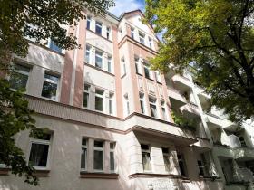 Floor Apartment for sale in Berlin-Mariendorf, Germany