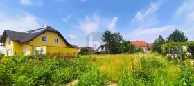 terreno de construcción en venta en Traiskirchen, Austria