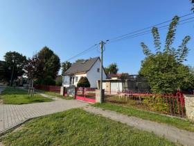 Detached house for rent in Altlandsberg-Kreis Märkisch-Oderland, Germany