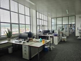 Kantoorruimte te huur in Bachenbülach, Zwitserland