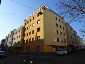Plat Foreclosures in Woest-Ottakring, Oostenrijk