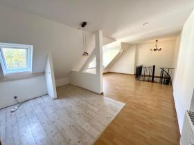 Duplex apartment for sale in Berlin-Marienfelde, Germany