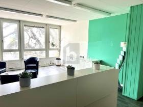 spazio ufficio in affitto a Le Acacie, Svizzera