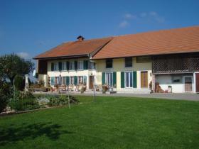 Bauernhaus zu verkaufen in Cottens, Schweiz