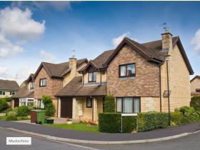 gepflegtes_Einfamilienhaus_3_Musterfoto - House Foreclosures in Ruschberg, Germany