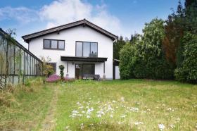 Vivienda unifamiliar en venta en Königswinter-Oberpleis, Alemania