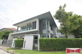 Vila à venda em Bangkok-Distrito de Khlong Toei, Tailândia Vila à venda em Bangkok-Distrito de Khlong Toei, Tailândia