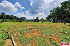 Property land / bosbouw te koop in กระบี่, Thailand