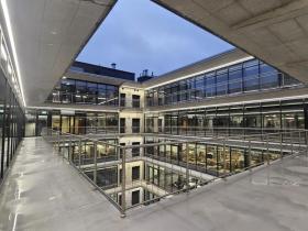 Irodahelyiségek kiadó a  oldalon. Zürich, Svájc Irodahelyiségek kiadó a  oldalon. Zürich, Svájc