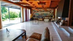 Villa eladó a oldalon. Grosshöflein, Ausztria Villa eladó a oldalon. Grosshöflein, Ausztria