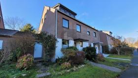 ikerház eladó a  oldalon. Bréma-Burglesum, Németország