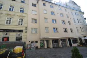 Garagem / Estacionamento Foreclosures em Wien-Mariahilf, Áustria