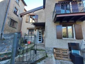 Detached house for sale in Piandera Paese, Switzerland Detached house for sale in Piandera Paese, Switzerland