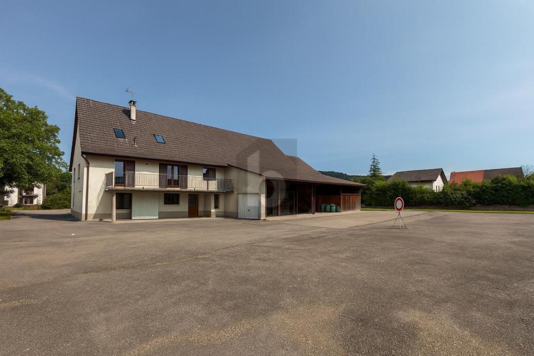 Housing estate, Apartment house for sale in Lugnez, Switzerland