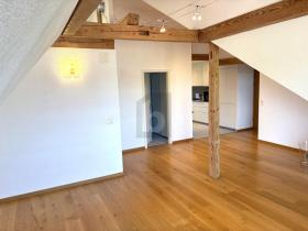 阁楼 出租 于 韦登斯维尔, 瑞士 阁楼 出租 于 韦登斯维尔, 瑞士