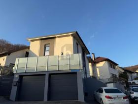 Einfamilienhaus zu verkaufen in Purkersdorf, Österreich Einfamilienhaus zu verkaufen in Purkersdorf, Österreich