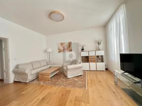 Apartamento en planta baja En alquiler en Berlina-Grünau, Alemania