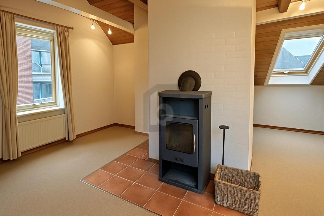 Apartamento sótão À venda em Hamburgo-Curslack, Alemanha Apartamento sótão À venda em Hamburgo-Curslack, Alemanha