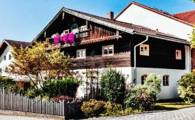 Halfvrijstaande woning te koop in Steinhöring, Germany Halfvrijstaande woning te koop in Steinhöring, Germany