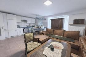 Földszinti lakás Eladó a  oldalon. Waiblingen, Németország