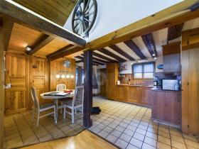 appartamento mansardato In vendita a Chalais, Svizzera