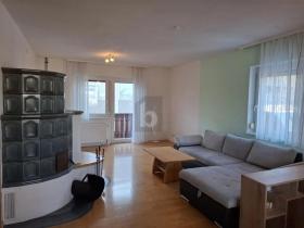 Gulv Leilighet  Til leie i Klaubling, Austria